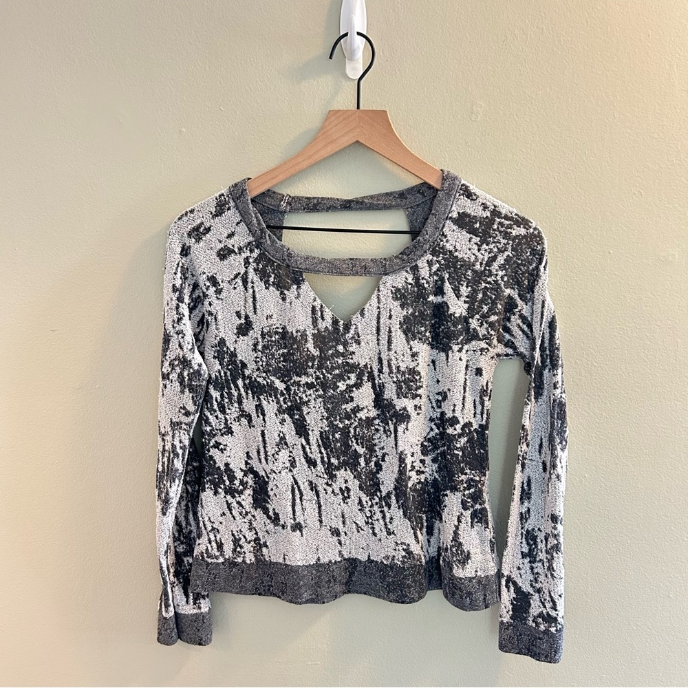 Chaser Long Sleeve T-Shirt Womens Size XS Burnout Grey Crop Top Cutout Tee